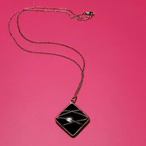 🤩PRICE DROP! Onyx Pendant Necklace